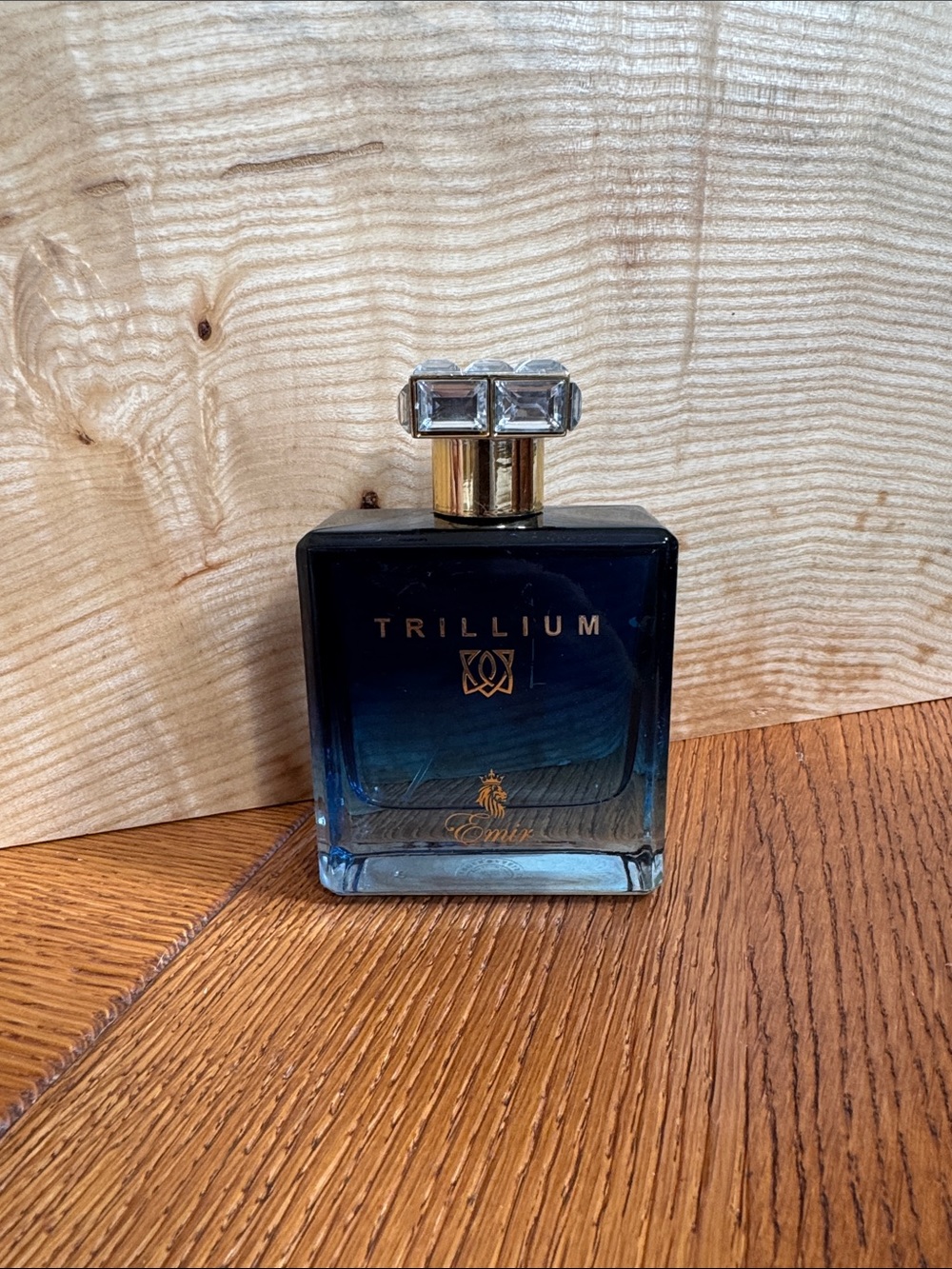 Paris Corner Trillium